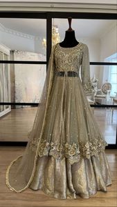 NOUVEAU STUNNING PEPLUM, LEHENGA & DUPATTA ROBE AVEC BELLE BRODERIE ZARDOZI TRAVAIL pour Party-WEAR/MARIAGE @ 2024 - Product Image 2