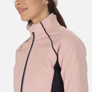 Vente en gros Logo personnalisé Veste softshell à fermeture éclair style décontracté pour femme Randonnée Camping Course à pied Activités de plein air - Product Image 4