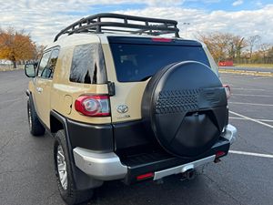Toyota FJ Cruiser 2014 en Excelente Estado - Product Image 4