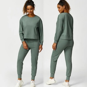 Marca privada, 2 uds., chándal de peso pesado para mujer, sudaderas de manga larga con cuello redondo + Pantalones para correr con bolsillos laterales, conjuntos de salón - Product Image 5