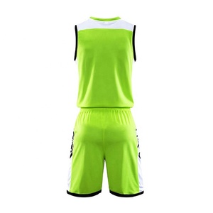 Conjunto de ropa deportiva de baloncesto reversible para hombre, poliéster transpirable de talla grande con etiqueta de equipo personalizada, suministro directo de fábrica - Product Image 3