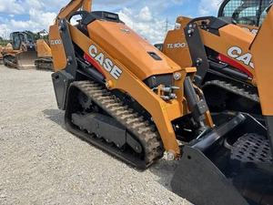 Chargeur compact à chenilles TL100 de 1 tonne, moteur EPA, roulement à haute efficacité, aménagement paysager - Product Image 5