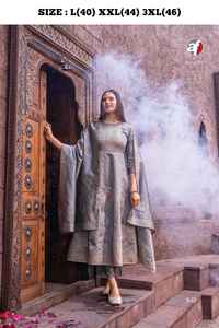 El último diseñador Banarasi seda bordado secuencia mano trabajo Anarkali Vestido por Fab Zone - Product Image 5