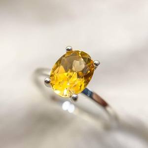 Bague en citrine naturelle taillée ovale Bague en argent sterling 925 avec pierres précieuses Bijoux fins faits à la main Cadeau élégant pour les femmes - Product Image 5