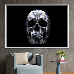Impression sur toile de crâne orné : Décoration murale abstraite gothique, toile encadrée blanche - Product Image 1