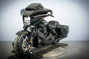 MEILLEURE OFFRE Achetez maintenant Harley Davidson Street Glide 1917 cc V2 4 temps Nouvelle moto de tourisme Prête à être expédiée dans le monde entier - Product Image 4