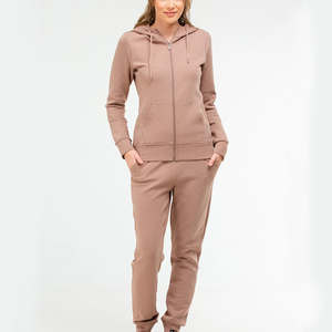 Diseño clásico Mujeres Sudaderas con capucha y pantalones de chándal Conjuntos Chándal informal de gran tamaño Mujeres Vida diaria Conjuntos de mujeres al aire libre Chándal - Product Image 4