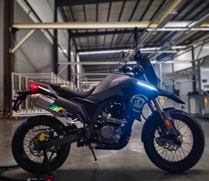 <span class=keywords><strong>Moto</strong></span> tout-terrain 300cc <span class=keywords><strong>4</strong></span> <span class=keywords><strong>temps</strong></span> <span class=keywords><strong>Enduro</strong></span> Dirt Bike Discovery ADV Motorcycles 300cc - Product Image 3