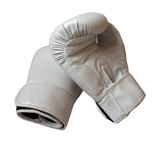 Guantes de boxeo profesionales de 12oz Diseño innovador con tela de cuero PU suave incluida de 8oz Tamaños de alta demanda para adultos - Product Image 4