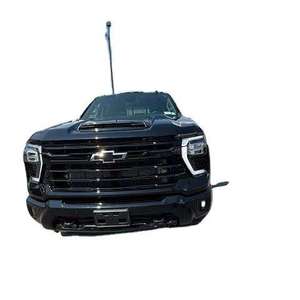 Camioneta Pickup 2024 de Servicio Pesado, 1 Tonelada, Cabina Doble, 4x4, Caja de 8 Pies, Transmisión Automática, Interior de Cuero, Motor de 6.1-8L - Product Image 6