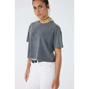 T-shirt court brodé de pierres - Product Image 4