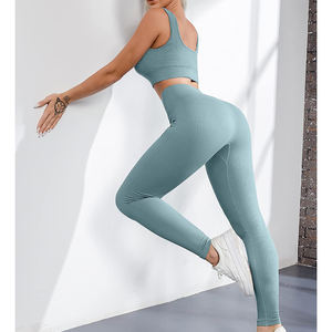 Women's Plaid Yoga Set Sportswear Workout Gym Wear with Unique Pattern - Product Image 6