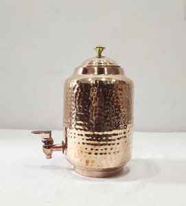 Dispensador de agua de cobre puro hecho a mano, diseño martillado con soporte, contenedor de almacenamiento y servicio - Product Image 5