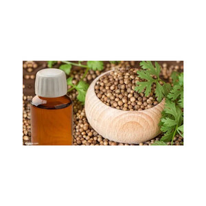 Huile essentielle de coriandre pure 100% de haute qualité pressée à froid certifiée de la fabrication indienne - Product Image 1