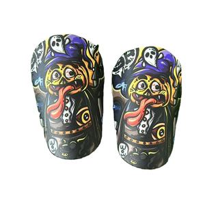 Espinilleras de fibra de carbono para entrenamiento de fútbol para adultos con logotipo personalizado, miniespinilleras para niños, espinilleras de inserción fina, espinilleras de fútbol - Product Image 3