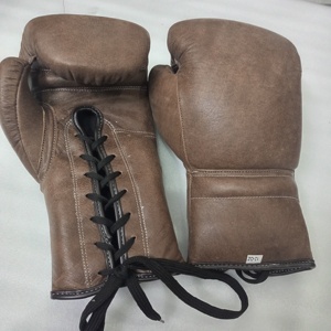 PERSONNALISÉ Prix de gros Ensemble de combat de boxe Gants de boxe Cuir véritable de qualité supérieure Disponible sur mesure - Product Image 3