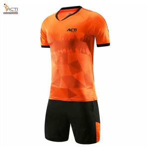 Servicio OEM diseño personalizado uniforme de fútbol al por mayor ropa de entrenamiento uniforme de fútbol para la venta - Product Image 1