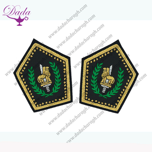 Tùy chỉnh thực hiện Vàng lĩnh vực dây marshal cổ áo Tab cao cấp phù hiệu sản phẩm - Product Image 5