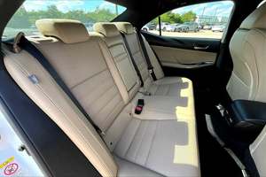 USADO LHD/RHD 2017 LEXUS IS 200T RWD - Product Image 3