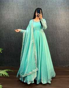 ชุดราตรียาวแบบเย็บแบบดั้งเดิมชุดขนสัตว์วัสดุขนสัตว์เปิดตัวใหม่ - Product Image 6