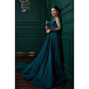 Robe longue trapèze Merram en soie brute vert-mer pour filles, design taille naturelle - Product Image 2