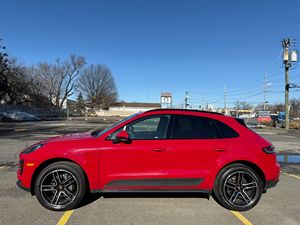 ปี 2021 รถปอร์เช่ มาคันน์ ไมล์น้อย เครื่องยนต์สมบูรณ์ ระบบเกียร์พร้อมใช้งาน หลังคาซันรูฟแบบพาโนรามา ไฟหน้า LED พร้อมส่ง - Product Image 3