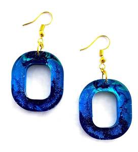 Pendientes de resina hechos a mano bohemios de alta calidad con formas artísticas geométricas para mujeres jóvenes de moda a precio mayorista - Product Image 4