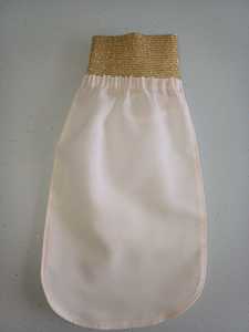 Peaux sensibles et normales Gants en soie à bandes argentées Bain turc Visage Gant d'épluchage du corps Dissolvant de bronzage Lavable de bonne qualité - Product Image 3