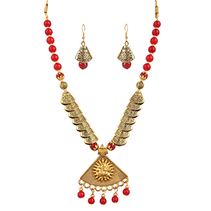 Triangle Ganesh en pierre de corail oxydé rouge pour les occasions de mariage - Product Image 4