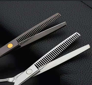 Tijeras de Peluquería Profesionales de Acero Inoxidable Japonés de 6.0 Pulgadas |   Juego de Tijeras de Peluquería |   Corte de Cabello en Casa o Salón - Product Image 3