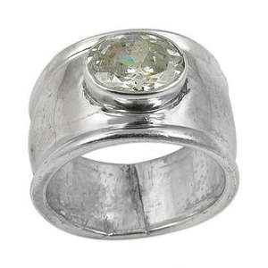 Anillo Minimalista de Plata 925 con Flor y Cristal Ovalado, Unisex, para Uso Diario y Fiestas, con Biseles y Piedras Preciosas - Product Image 1