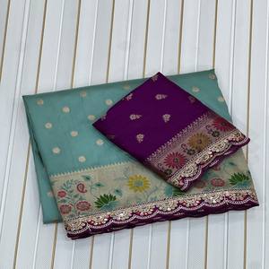 ชุดส่าหรีผ้าไหมโดลา VASTRA COTTAGE พร้อมงานปักลายเลื่อม ขอบเสื้อปักลายตัดกัน พร้อมเสื้อลูกไม้ปักลาย สำหรับงานปาร์ตี้สไตล์ชาติพันธุ์ - Product Image 1