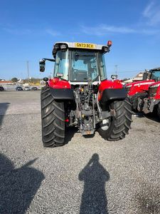 Cargadora de Ruedas con Motor Diésel Massey Ferguson 2024 con Motor Renault y Bomba Hidráulica Hansa - Alta Eficiencia, Garantía de 2 Años - Product Image 4