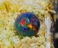 Impressionnant cabochon d'opale noire éthiopienne pierre précieuse forme ronde gemmes d'opale noire traitées fumées pierre naturelle d'Ethiopie