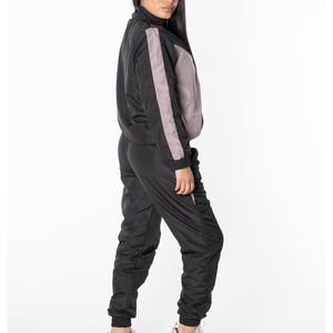 Survêtements coupe-vent personnalisés pour femmes, survêtements en nylon personnalisés de haute qualité, coupe-vent - Product Image 4