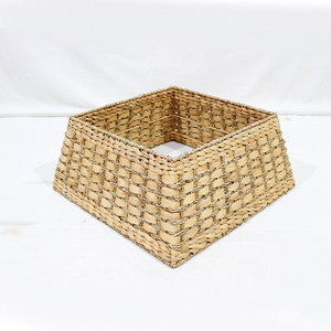 Soporte para Árbol de Navidad de Pasto Marino Artex Dong Thap, Decoración Navideña para el Hogar, Hecho a Mano - Product Image 3