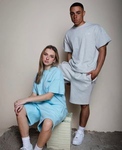 Pantalones cortos de algodón pesado con estampado gráfico vintage de gran tamaño Ropa de calle para hombre Camisetas de talla grande - Product Image 5