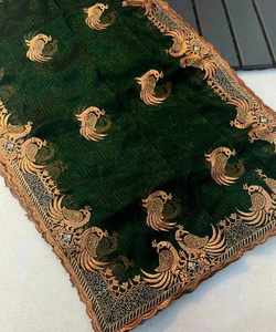 Make a Style Statement with Printed Chiffon Sarees, Offering a Perfect <b>Blend</b> of Elegance and Sophistication Party Wear - Product Image 6