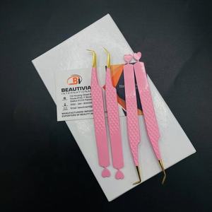 Pince à épiler professionnelle en fibre d'acier inoxydable pour bébé en or rose testé à la main conception de coeur durable pointu - Product Image 5