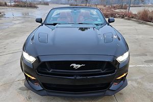 Vehículos Usados de Segunda Mano, Mustang GT Premium Coupé 2017, Transmisión Manual de 6 Velocidades, SISTEMA DE NAVEGACIÓN, Listo para Envío Rápido - Product Image 2