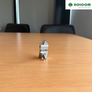 Ensemble de pinces en aluminium anodisé de haute qualité 6005-T6 HOL.KC-01-F pour l'installation de toit au sol du système de montage solaire dans l'abri de voiture - Product Image 3