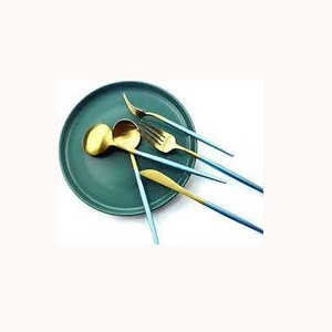Juego de cubiertos con mango de sombra azul cielo largo y delgado chapado en oro de acero inoxidable con cubiertos reales de alta calidad para restaurante y hogar - Product Image 1