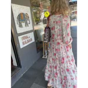 Vestido Boho-Elegante MAISON HOTEL AGUSTINA, Tela de Canalé de Alta Calidad, Largo hasta el Suelo, Fruncido, Transpirable, Corte Holgado, para Tallas XS a XL - Product Image 6