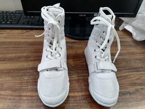 Nouvelles Chaussures de Boxe et de Lutte pour Hommes en Cuir, à Lacets, Respirantes, Flexibles, Antidérapantes, Adhérence Toutes Conditions Météo - Product Image 3