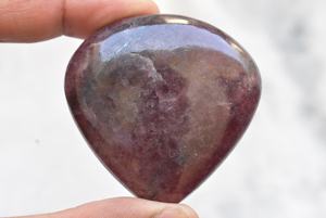 Piedras curativas de cristal para decoración, Palma de cuarzo con forma de corazón, fresa Natural, precio de fábrica, venta al por mayor - Product Image 5