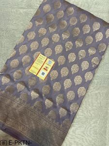 Choli hecho a medida Abrace the Opulence: saris de seda brocada para cada ocasión Ideal para ocasiones festivas y eventos especiales - Product Image 4