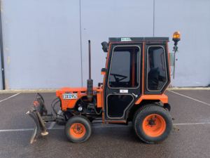 Tracteur à roues Kubota B7100 4WD, marque Deer, avec moteur Mitsubishi de 70/90/100 CV, transmission automatique 4x4, type de tracteur à marche automatique - Product Image 6