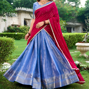 Lehenga Choli en soie Kanchipuram extensible avec tissage Zari et dupatta brodé pour les fêtes, les mariages et Diwali - Product Image 1