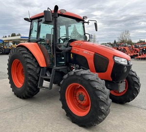 Tracteur 4x4 M6S-111SDSC2 2021 - Véhicule utilitaire puissant de milieu de gamme avec cabine de luxe, transmission à engrenages avancée, moteur et pompe - Product Image 1