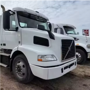 Camión de segunda mano Volvo VNM42T200 de 2018 con cabina diurna de un solo eje - D13M405 405HP, transmisión automática de 12 velocidades, camión de larga distancia en venta - Product Image 4
